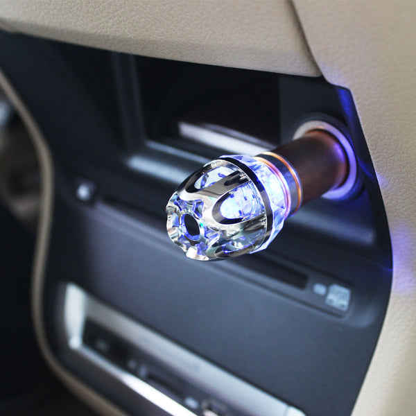 Mini Car Air Puriﬁer Ionizer ACP-81 Portable Ozone Generator for Car Inside Bad Odors Removing